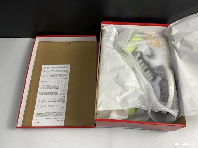 MaikeSneakers AIR RETRO 555088-118 OG 'VOLT JORDAN HIGH GOLD' 1 0804